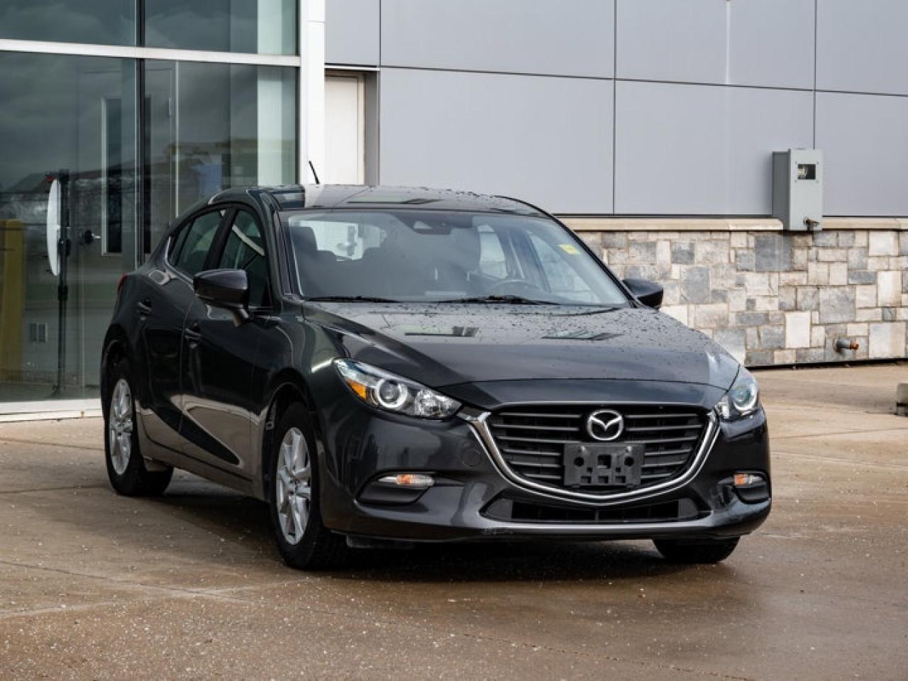 2018 Mazda MAZDA3 Sport GS Photo