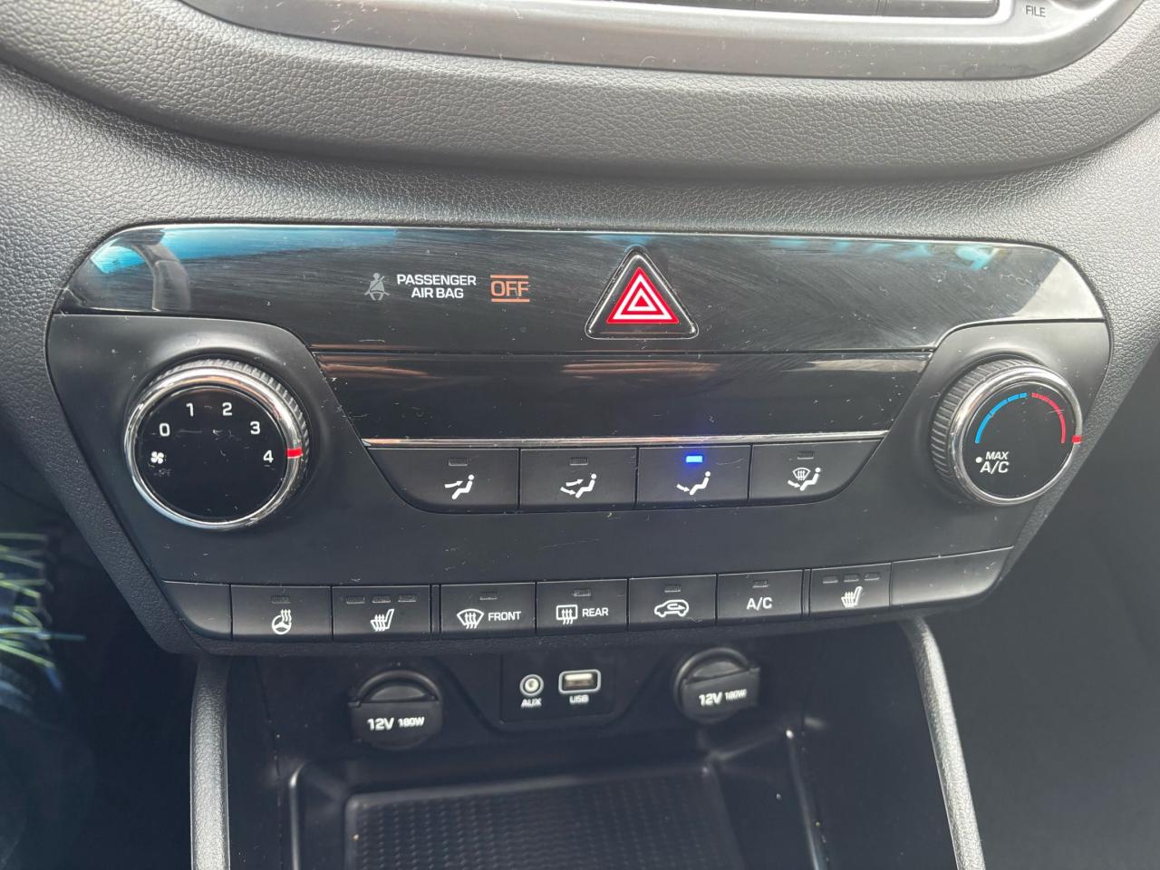 2017 Hyundai Tucson Premium, All Wheel Drive, Lane departure Alert