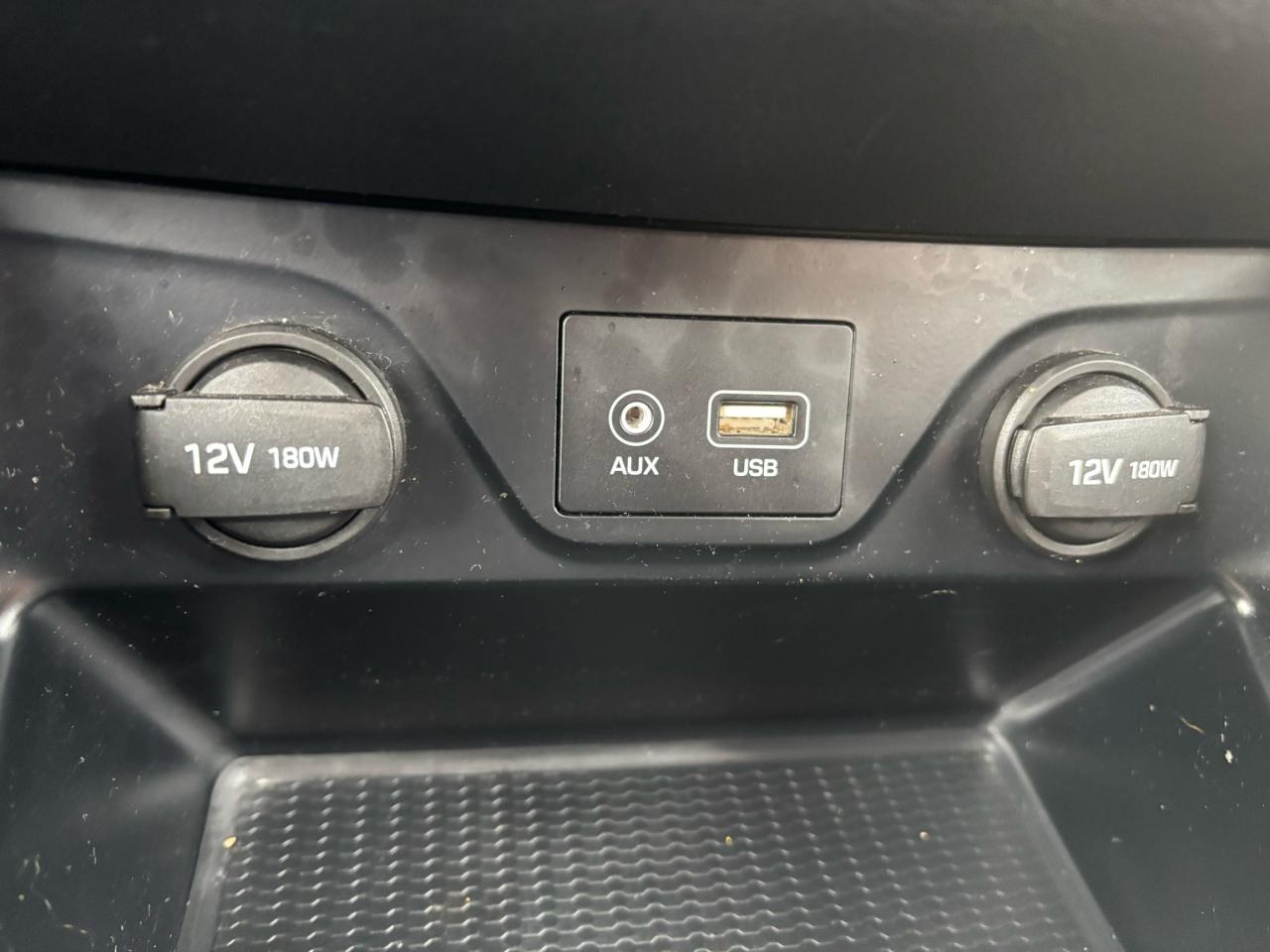 2017 Hyundai Tucson Premium, All Wheel Drive, Lane departure Alert