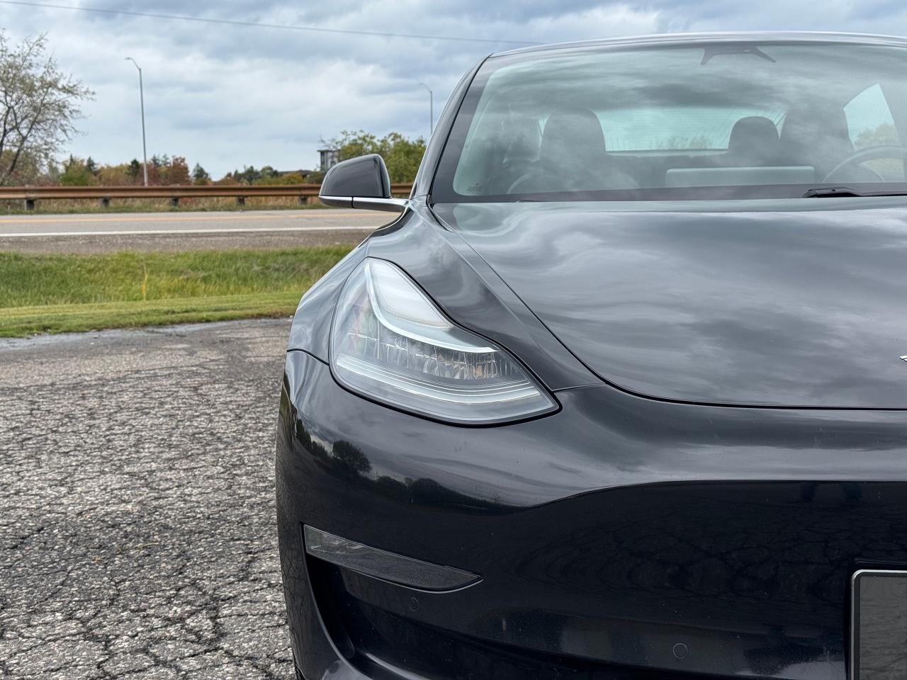 2018 Tesla Model 3 Long Range **CLEAN CARFAX** - Photo #12