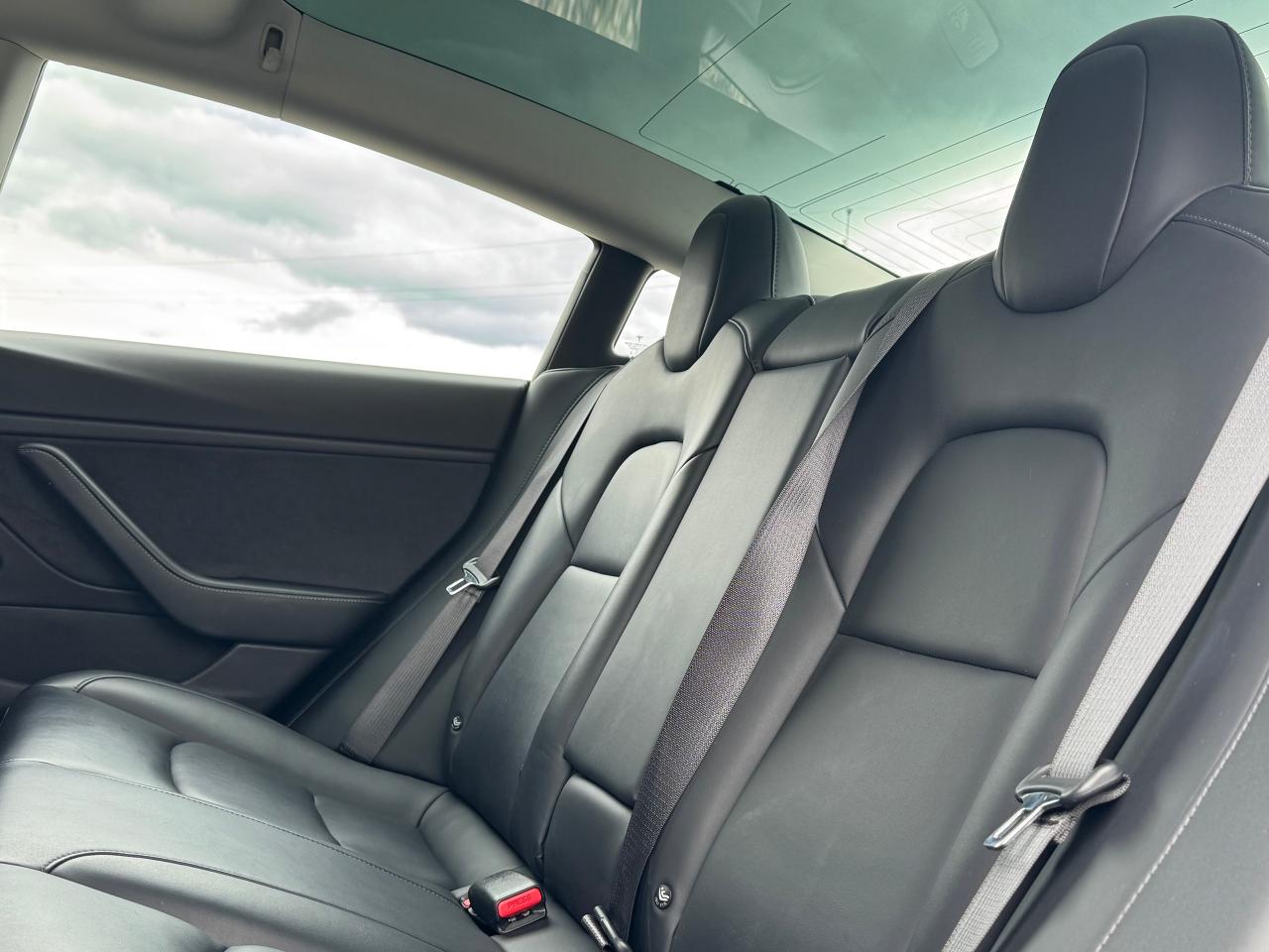 2018 Tesla Model 3 Long Range **CLEAN CARFAX** - Photo #27