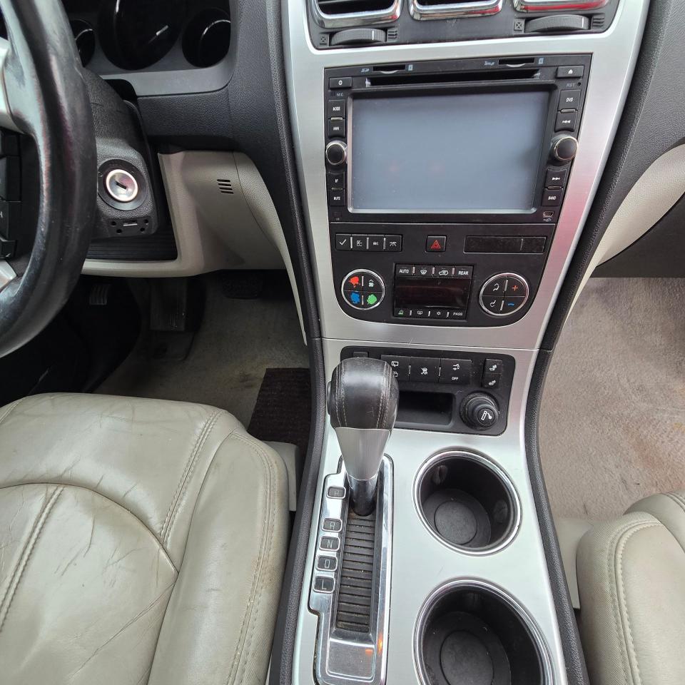 2009 GMC Acadia AWD 4dr SLT1 - Photo #23