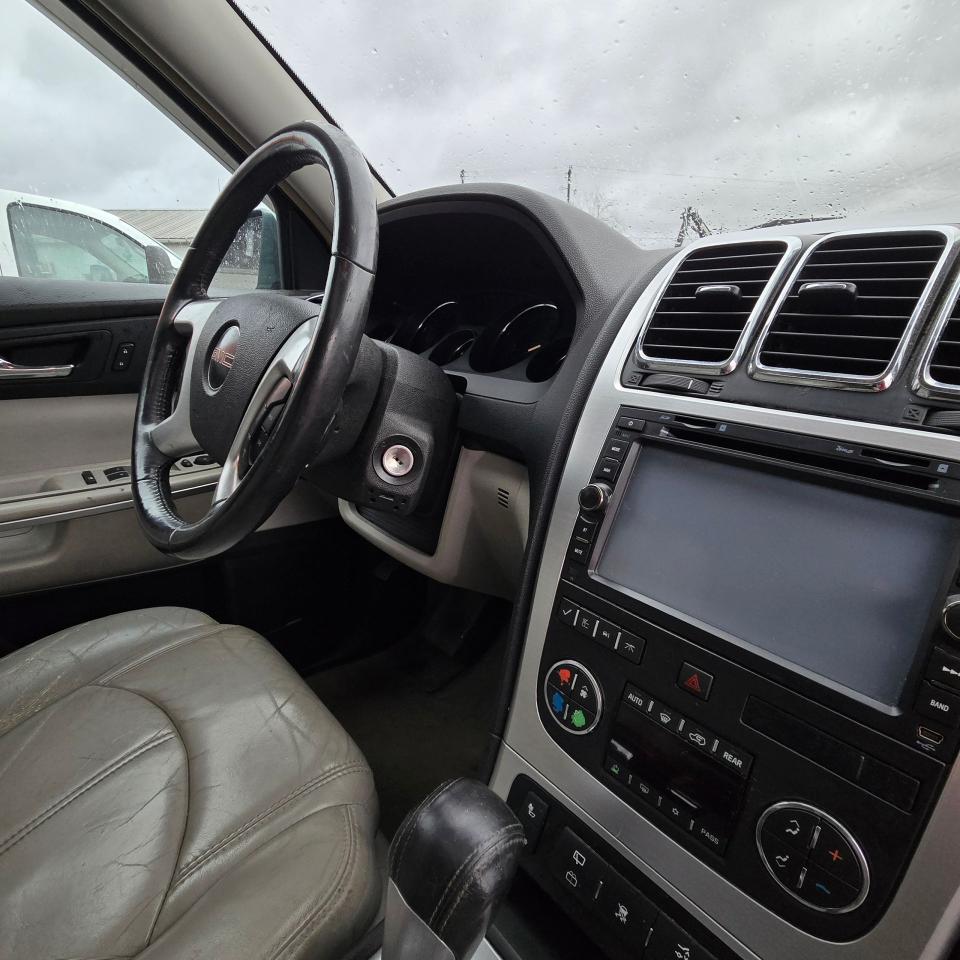2009 GMC Acadia AWD 4dr SLT1 - Photo #20