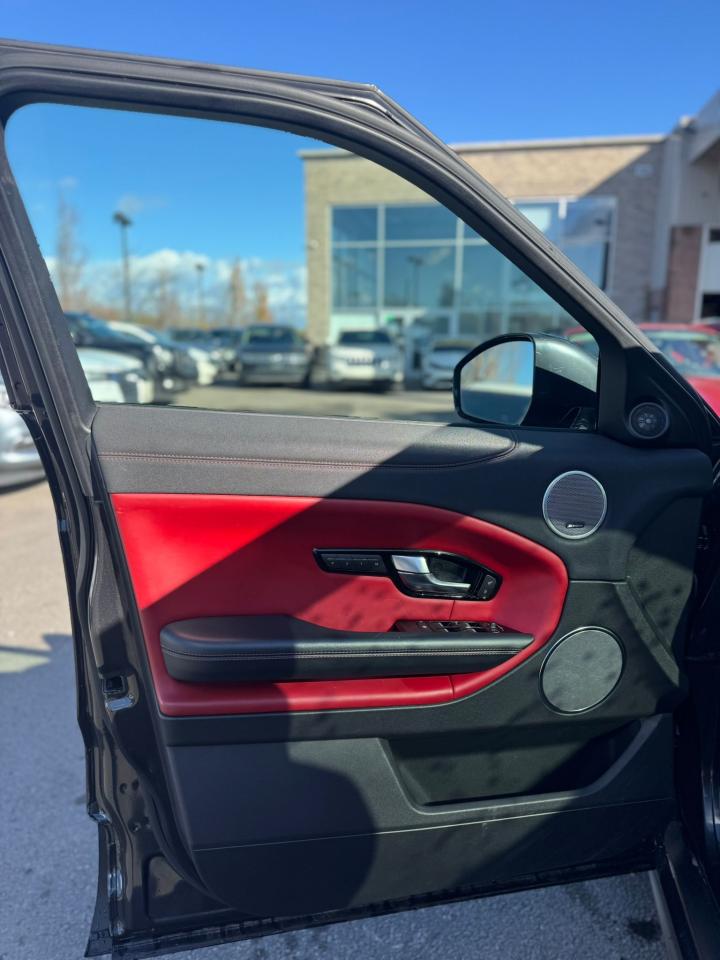 2018 Land Rover Range Rover Evoque HSE Dynamic - Photo #12