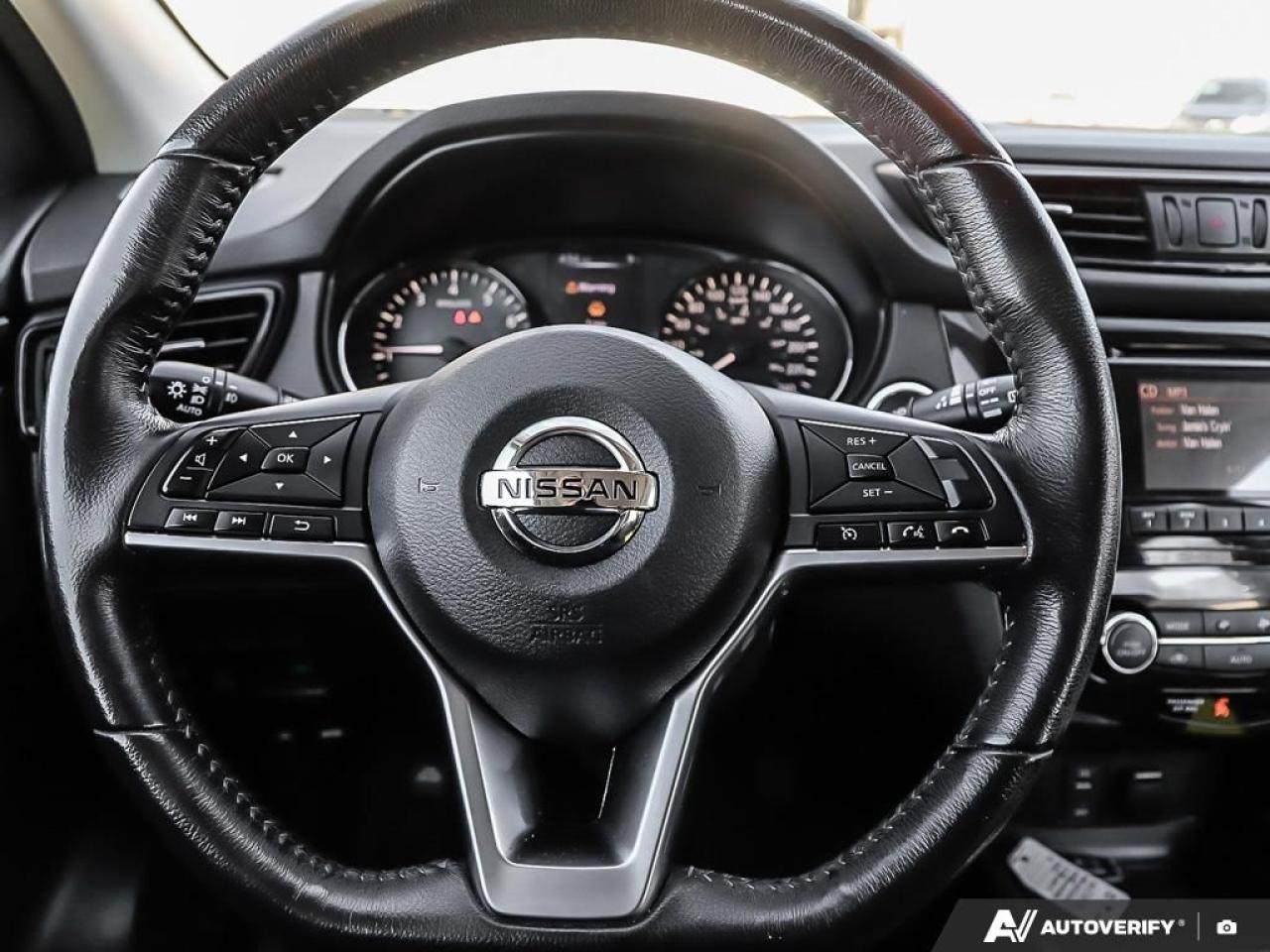 2018 Nissan Qashqai SV,AWD,ECO,R/V CAM,REMOTE START,PWR S/ROOF,H/SEATS Photo