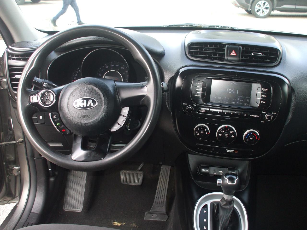 2018 Kia Soul LX,Certified,Auto,Key less,Bluetooth,Clean Carfax - Photo #9