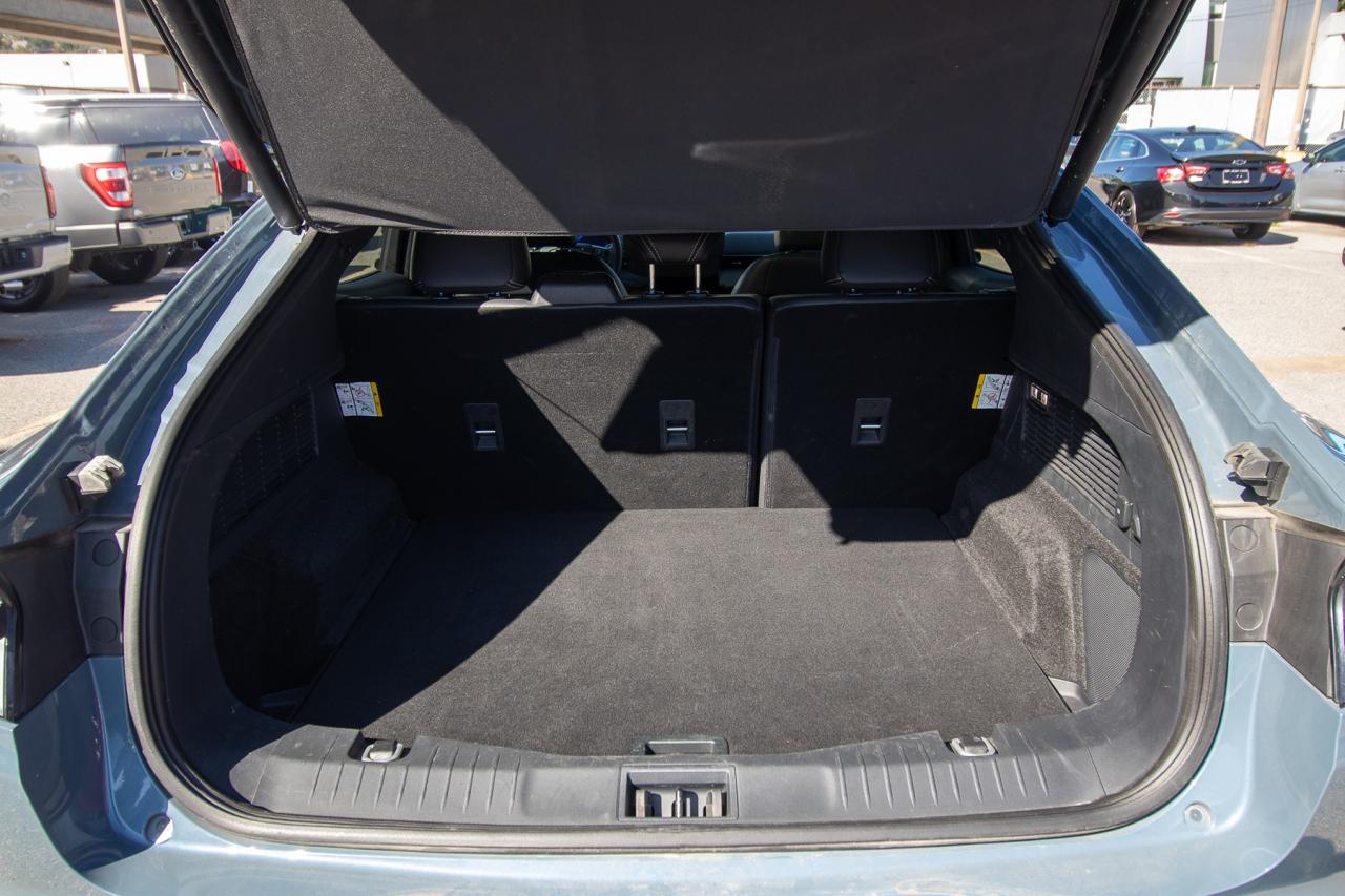 2023 Ford Mustang Mach-E Premium Photo5