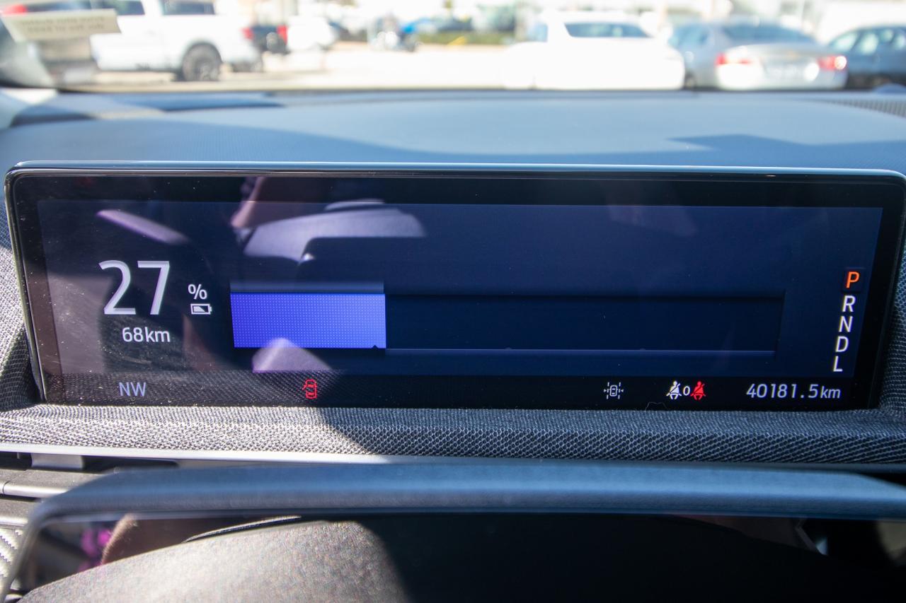 2023 Ford Mustang Mach-E Premium Photo5