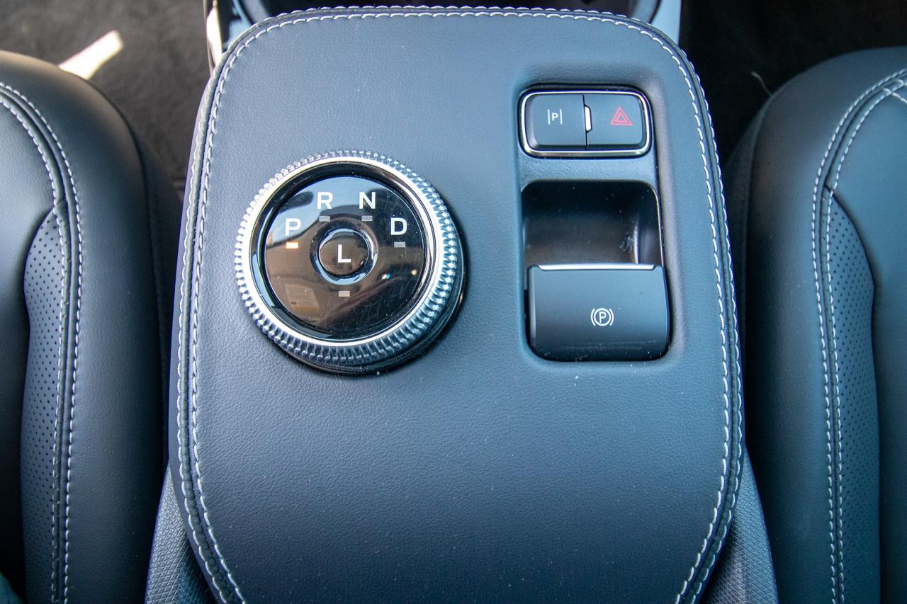 2023 Ford Mustang Mach-E Premium Photo5