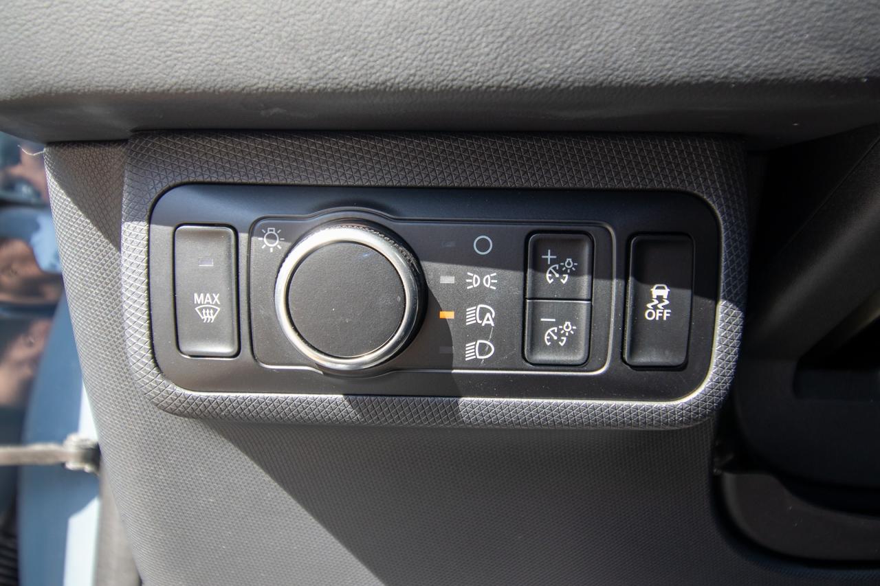 2023 Ford Mustang Mach-E Premium Photo5