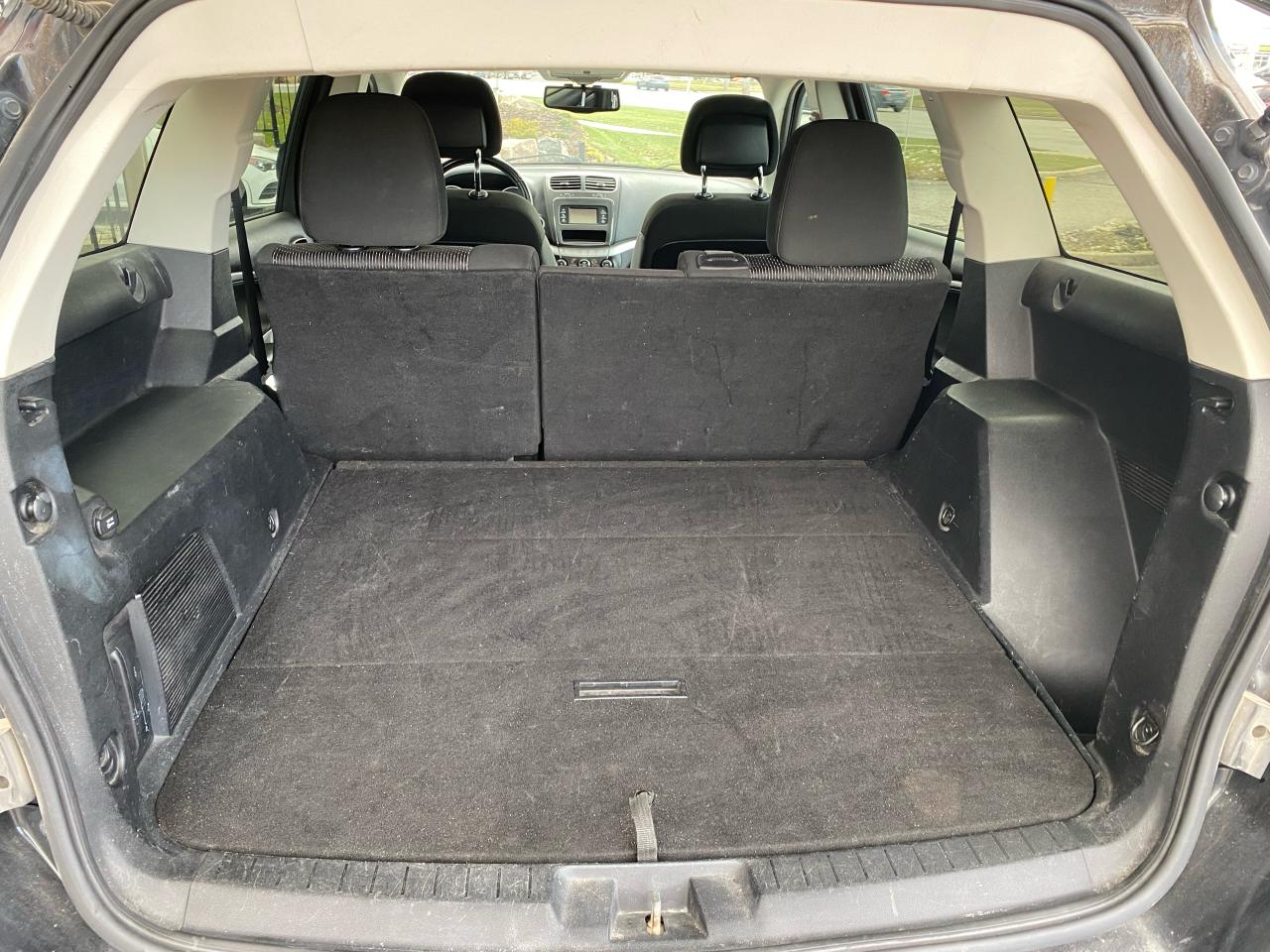 2012 Dodge Journey FWD 4DR SXT Photo4