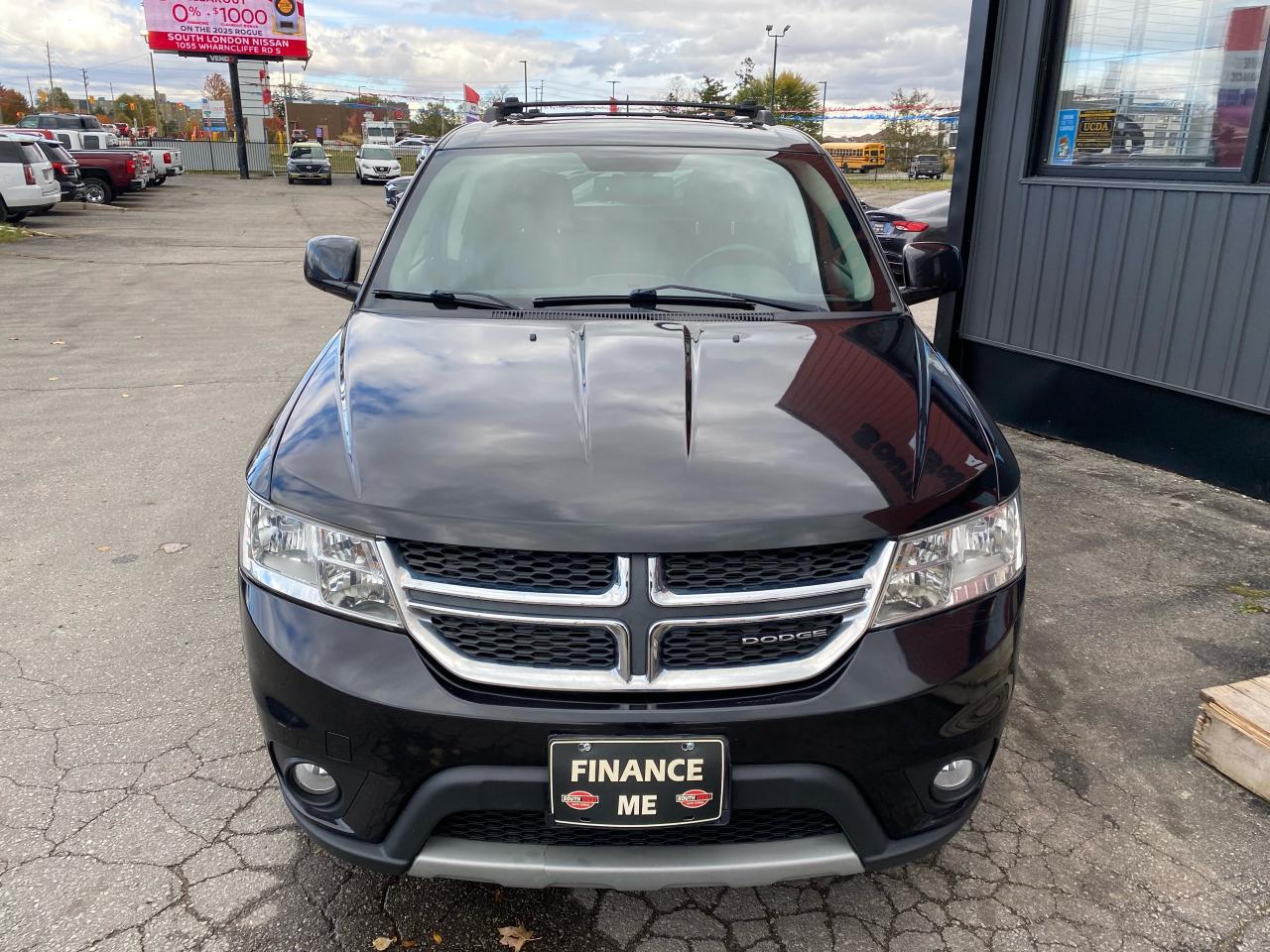 2012 Dodge Journey FWD 4DR SXT Photo2