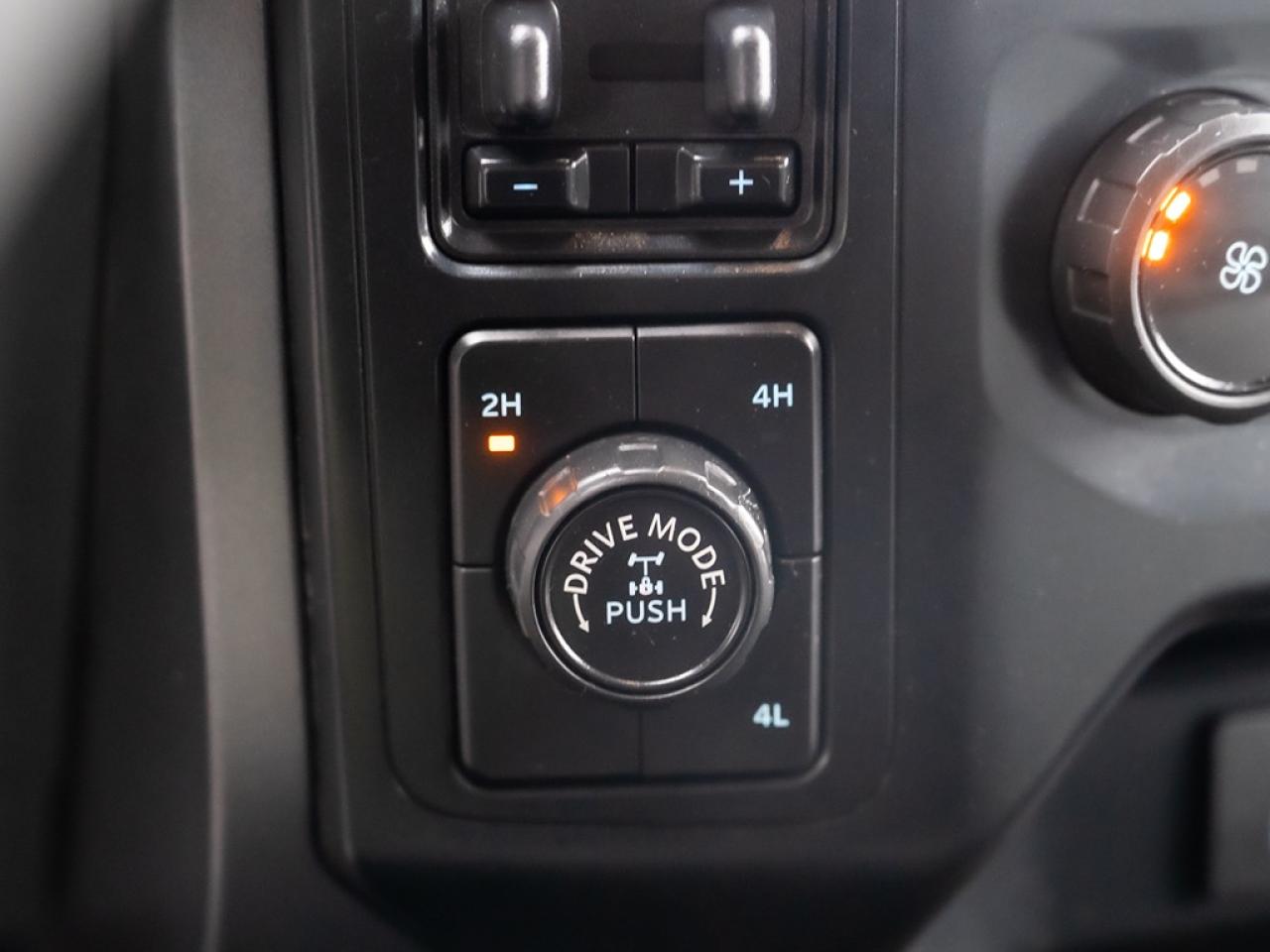 2022 Ford F-150 XLT Photo38