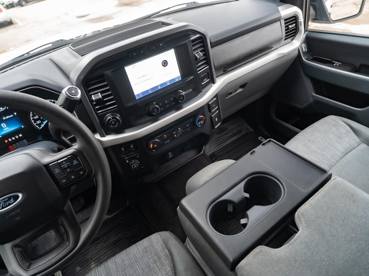 2022 Ford F-150 XLT Photo11