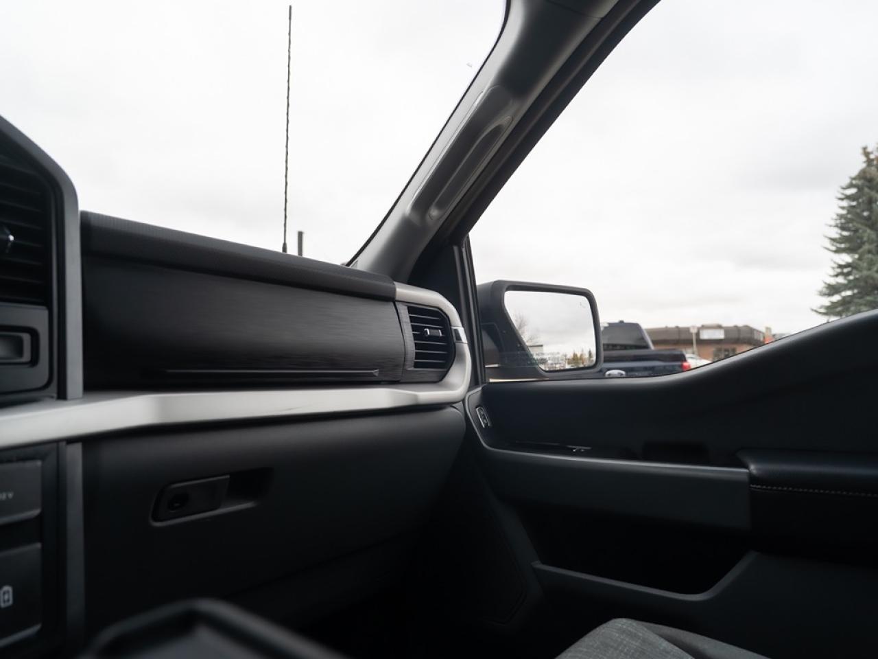 2022 Ford F-150 XLT Photo35