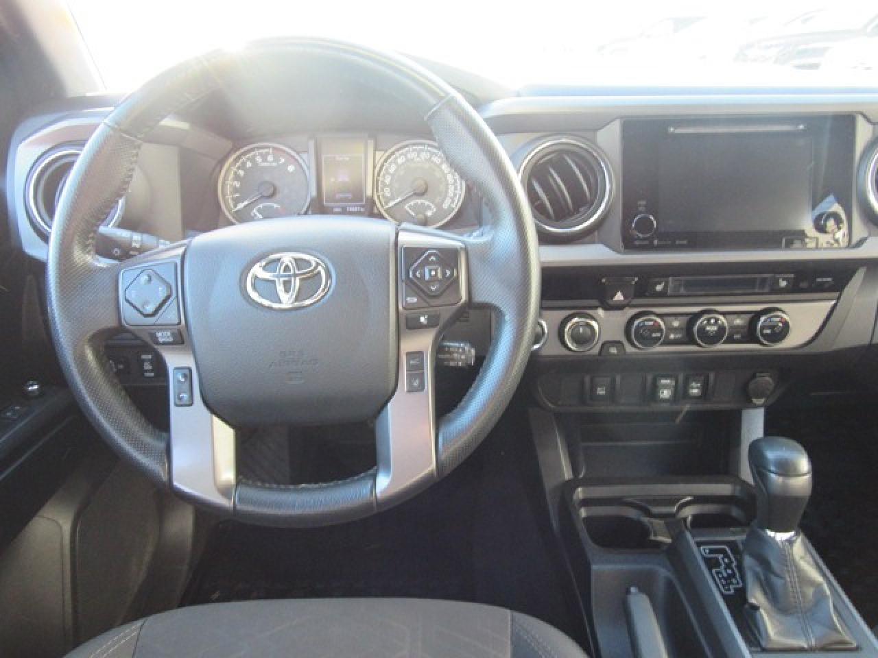 2018 Toyota Tacoma SR5 Photo