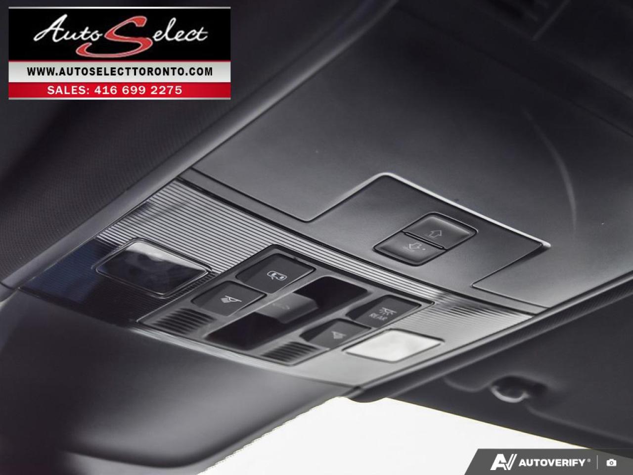 2019 Volkswagen Tiguan Highline R-Line AWD - Apple Carplay - Leather - Clean Carfax Photo