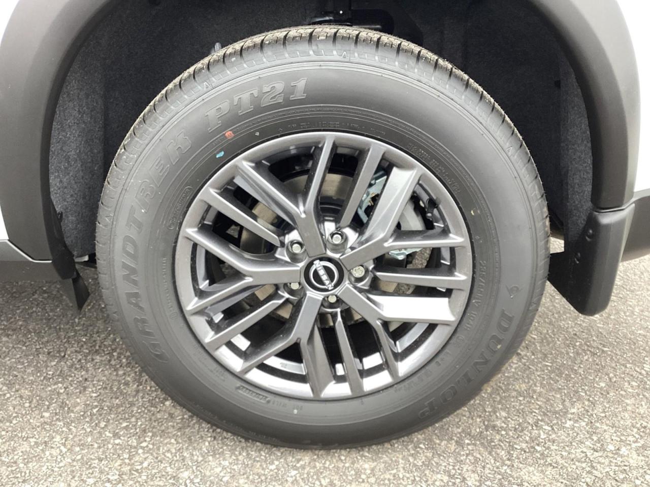 2026 Nissan Rogue S Photo