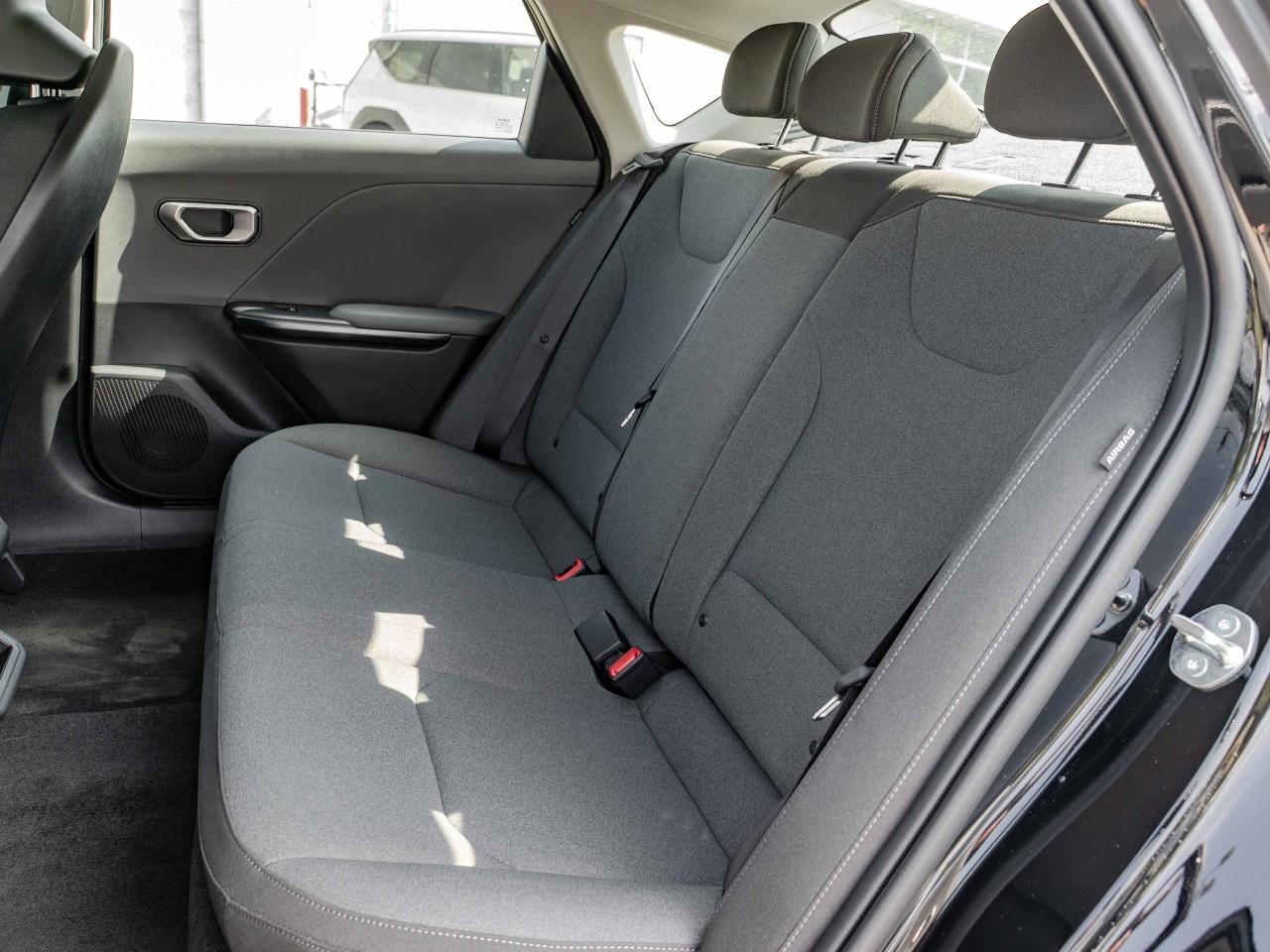 2025 Kia K4 Lx Fwd Photo