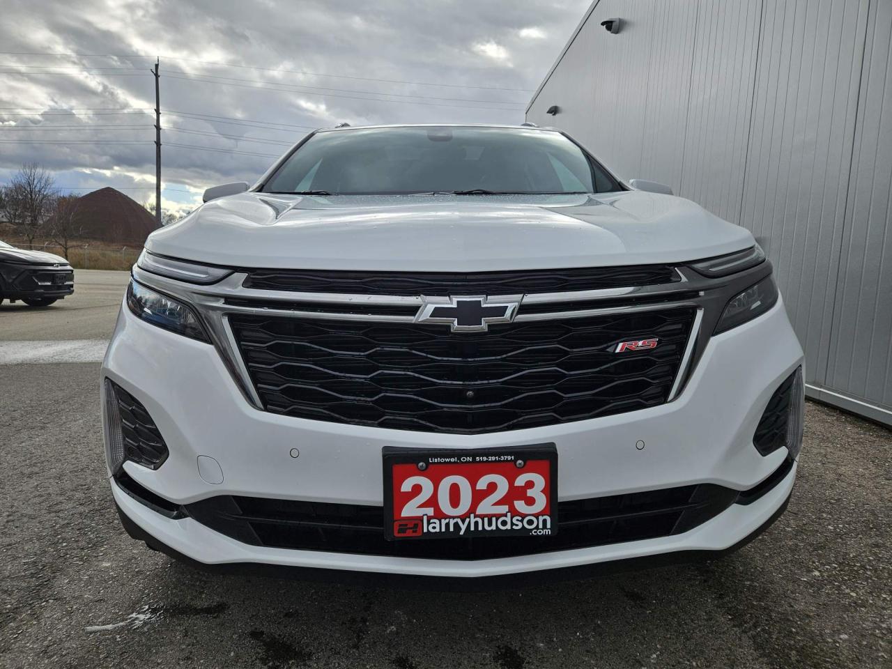 2023 Chevrolet Equinox RS One Owner | AWD | Plus Package | Navigation | Sunroof | 19" Wheels Photo2