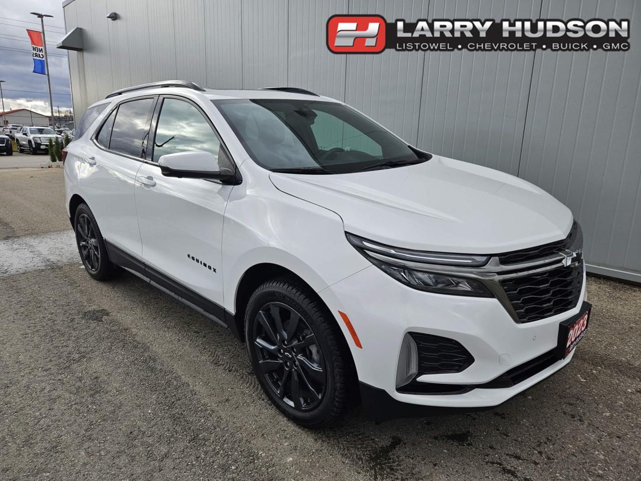 2023 Chevrolet Equinox RS One Owner | AWD | Plus Package | Navigation | Sunroof | 19" Wheels Photo0