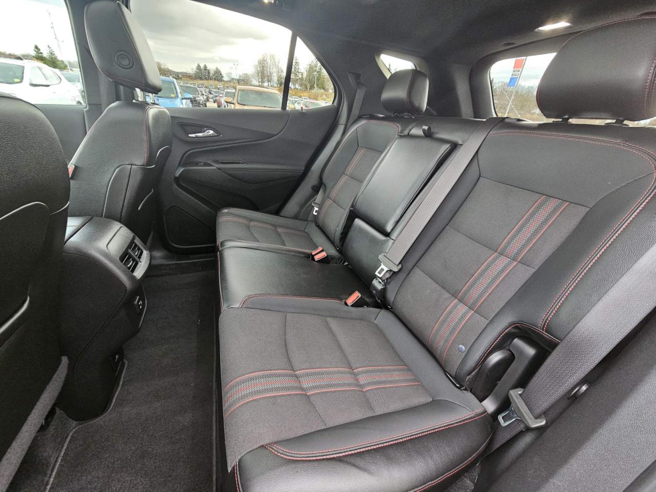 2023 Chevrolet Equinox RS One Owner | AWD | Plus Package | Navigation | Sunroof | 19" Wheels Photo