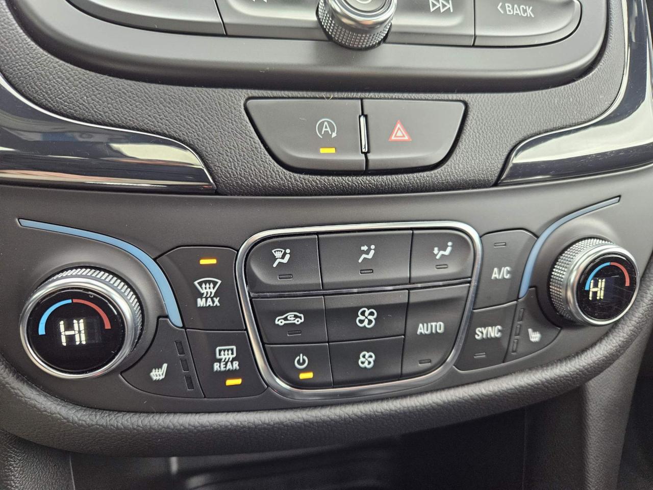 2023 Chevrolet Equinox RS One Owner | AWD | Plus Package | Navigation | Sunroof | 19" Wheels Photo