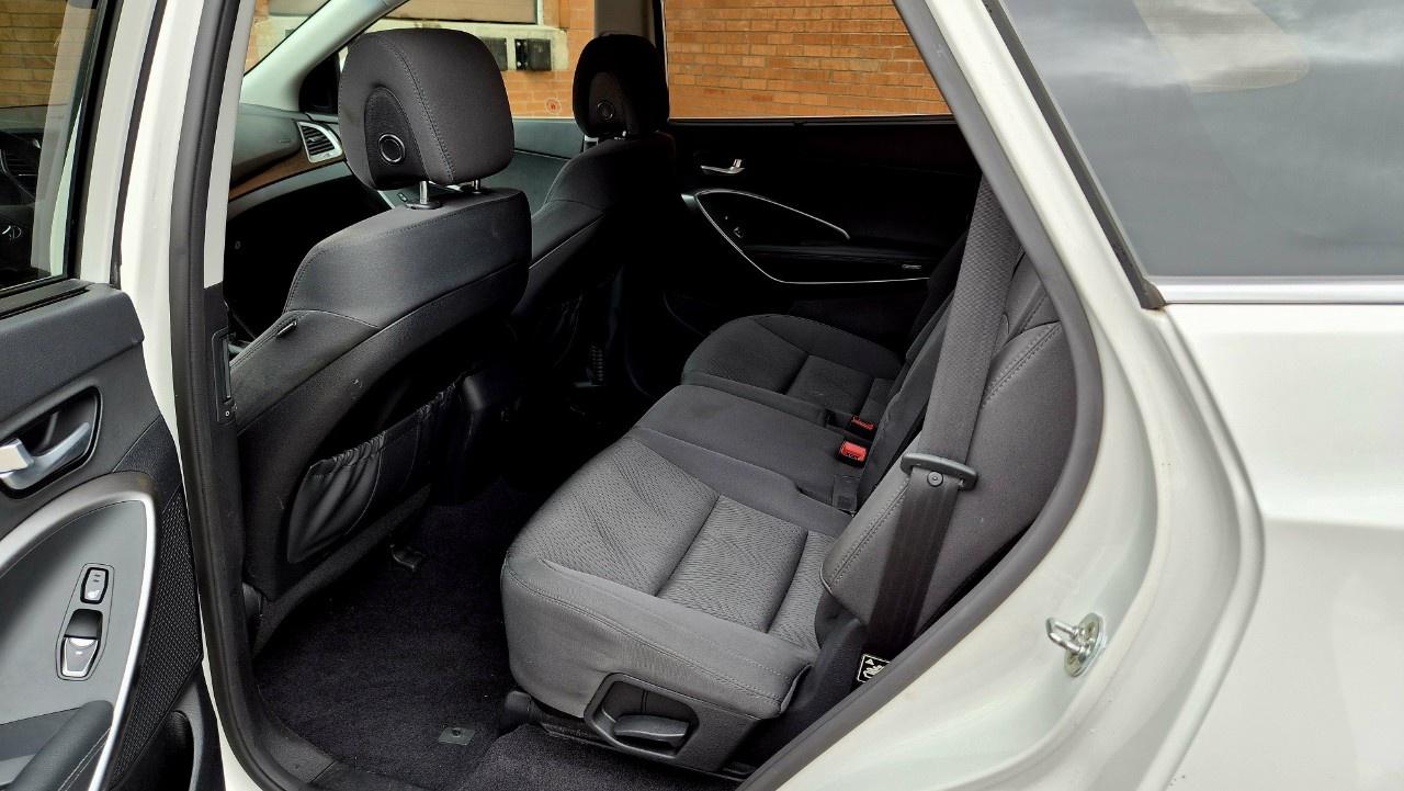 2017 Hyundai Santa Fe XL AWD 4DR PREMIUM - Photo #10