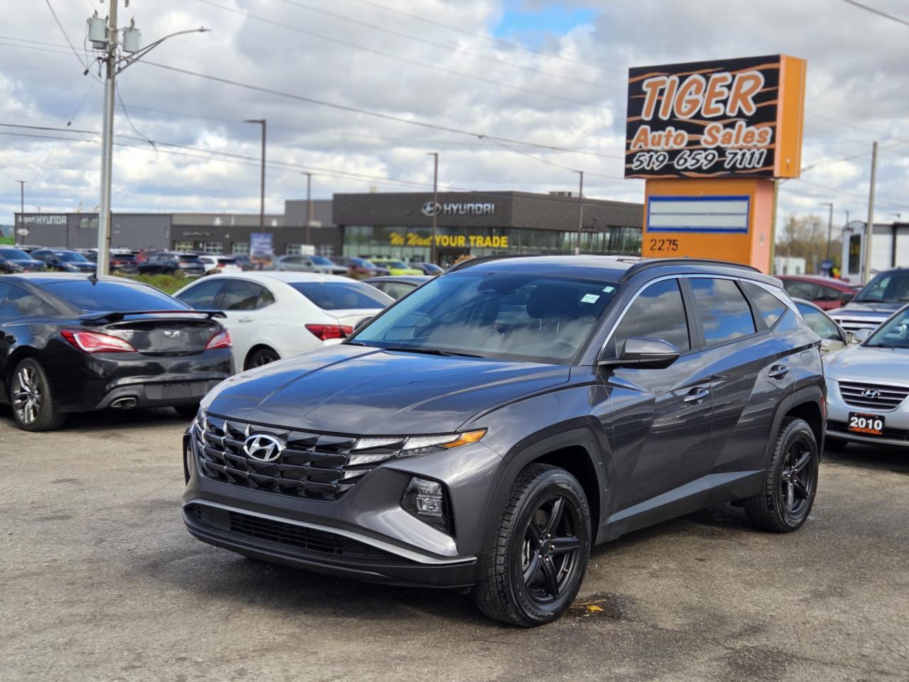 2024 Hyundai Tucson Preferred AWD, NO ACCIDENTS, LOADED, CERTIFIED - Photo #1