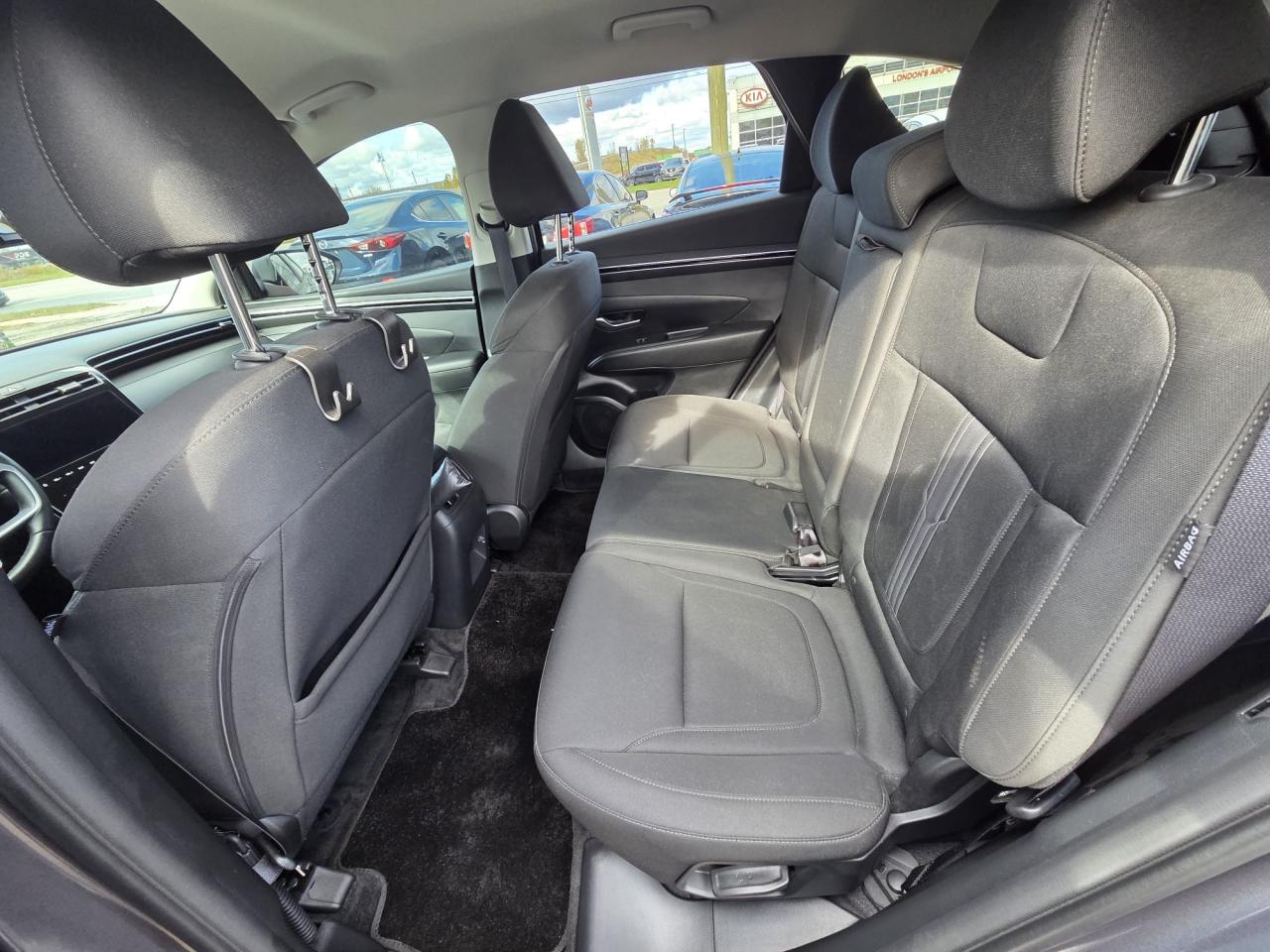 2024 Hyundai Tucson Preferred AWD, NO ACCIDENTS, LOADED, CERTIFIED - Photo #12