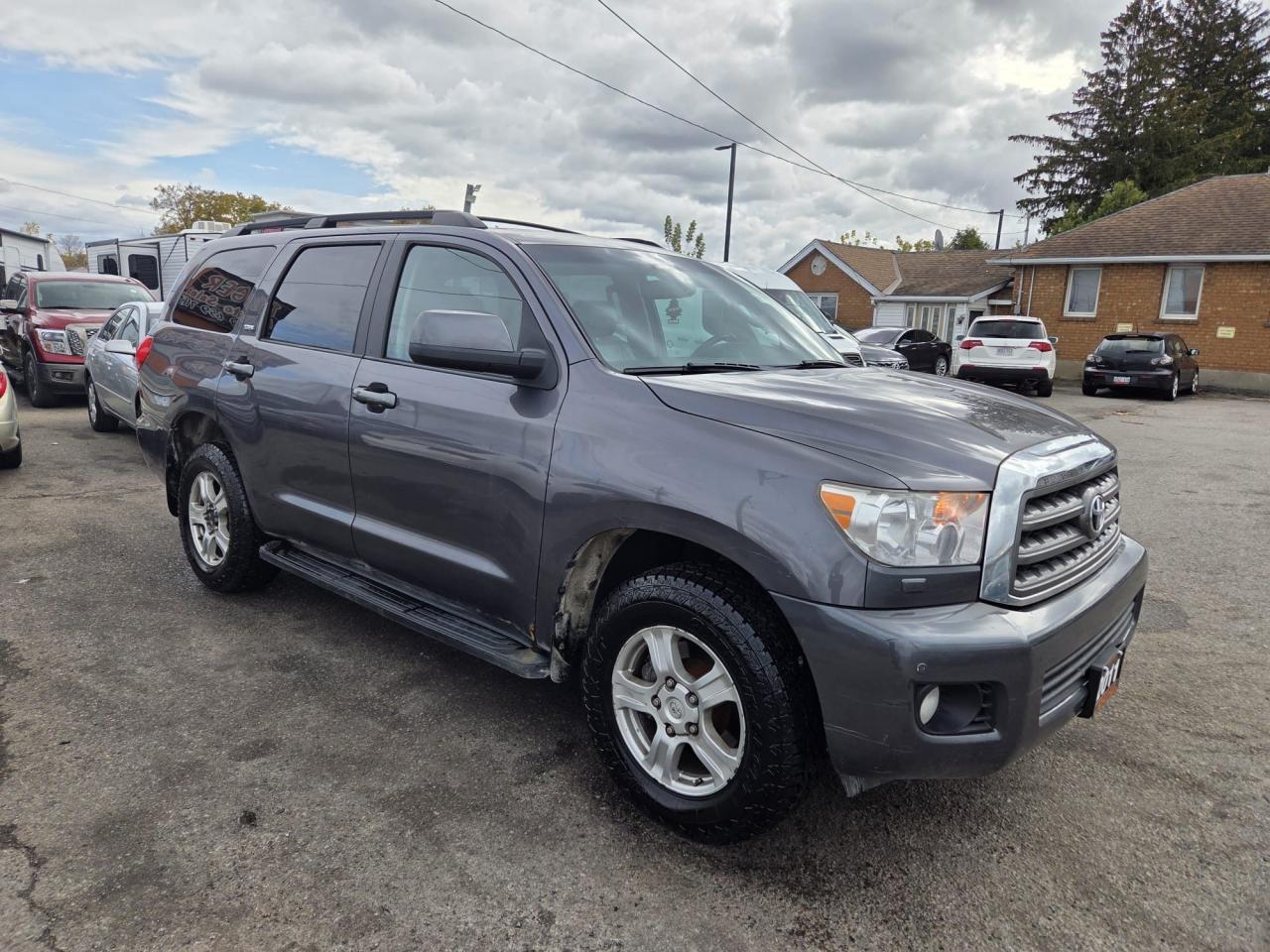 2011 Toyota Sequoia SR5, NO ACCIDENTS, 4X4, CERTIFIED - Photo #7