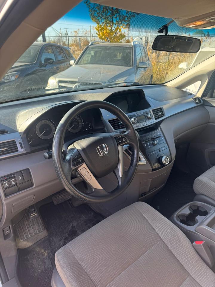 2013 Honda Odyssey EX - Photo #8