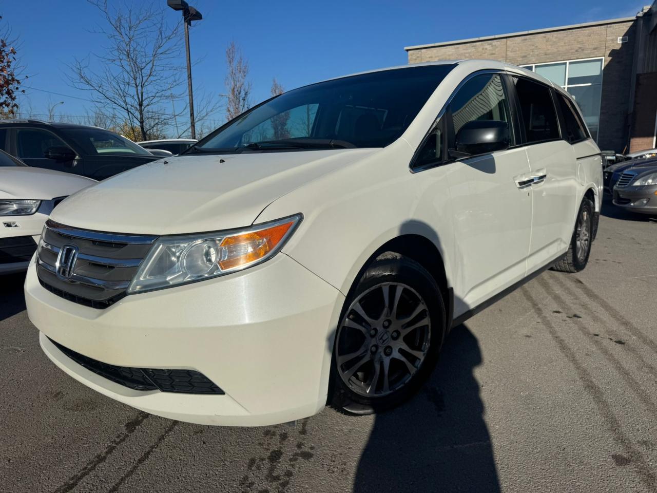 2013 Honda Odyssey EX - Photo #2