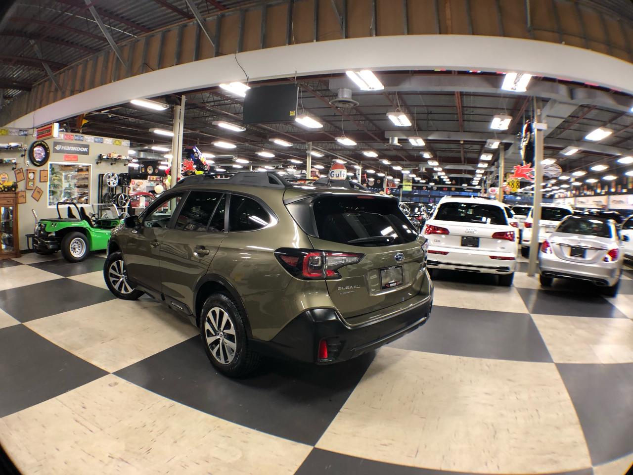2022 Subaru Outback TOURING AWD AUTO P/SUNROOF B/SPOT A/CARPLAY CAMERA Photo4