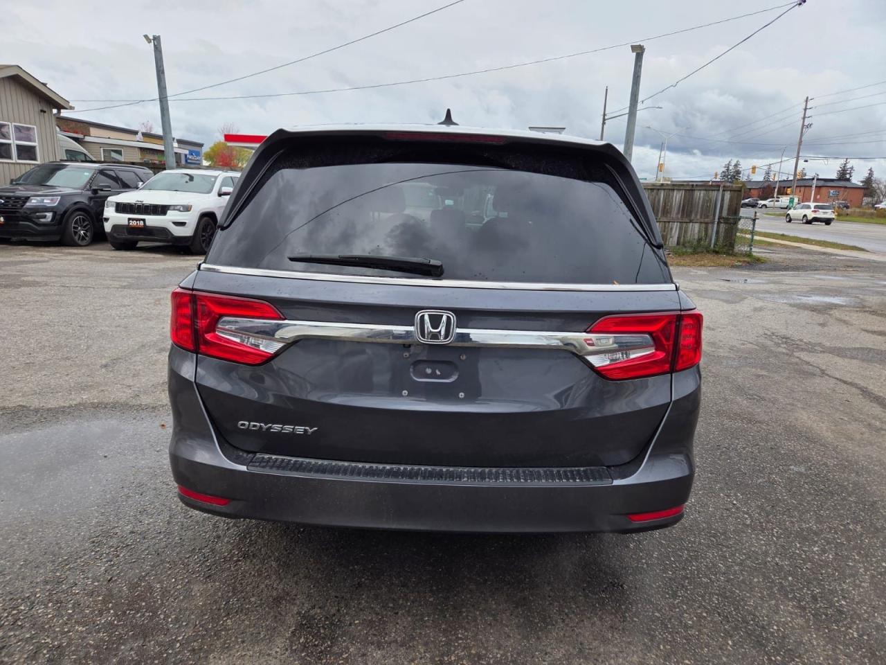 2020 Honda Odyssey EX, ONLY 44KMS, LOADED, MINT, REBUILT TITLE Photo3