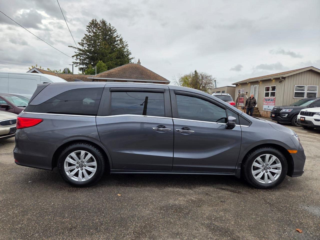 2020 Honda Odyssey EX, ONLY 44KMS, LOADED, MINT, REBUILT TITLE - Photo #6