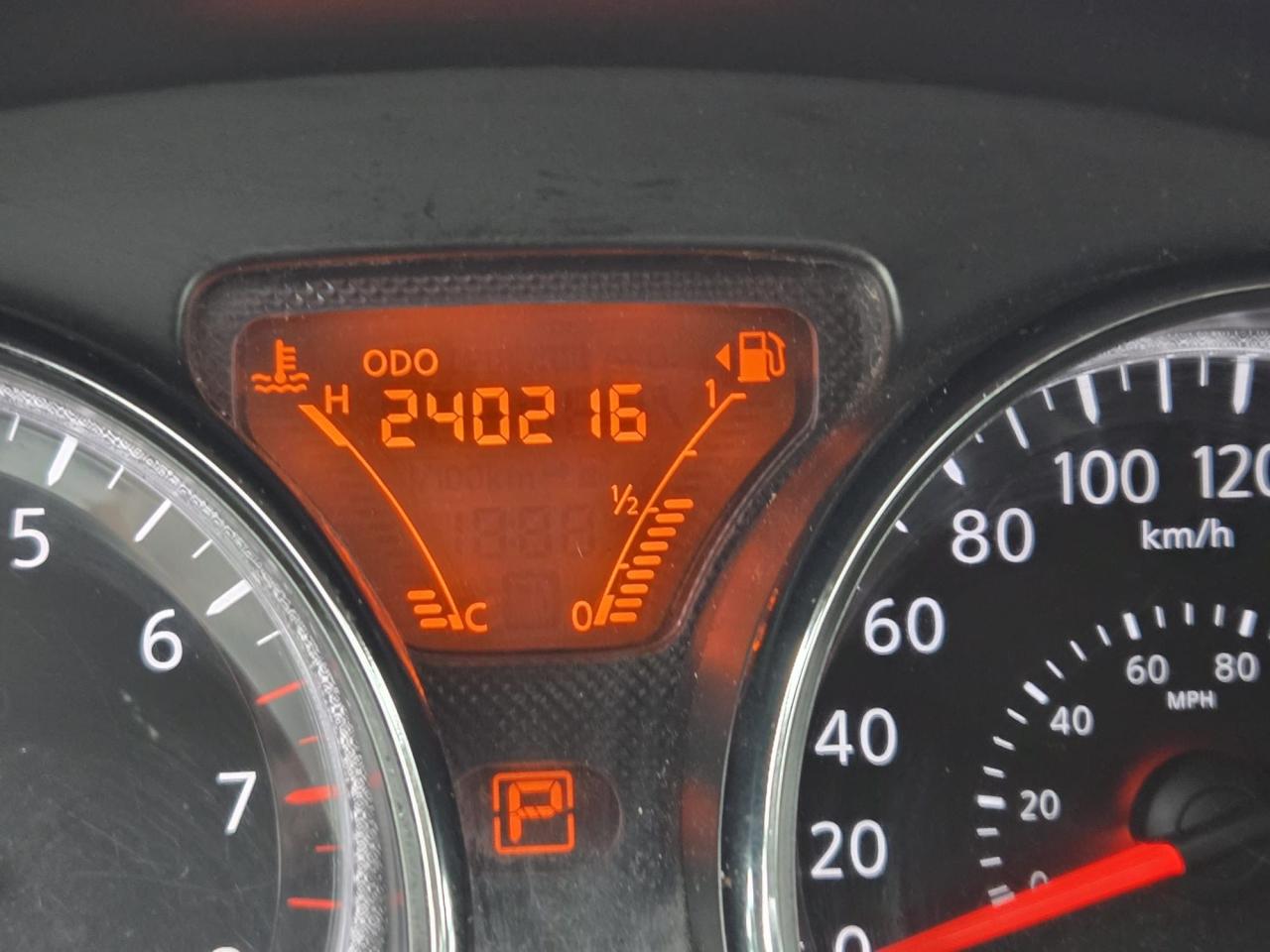 2014 Nissan Versa Note S, TRANSMISSION PROBLEM, GOOD BODY - Photo #14