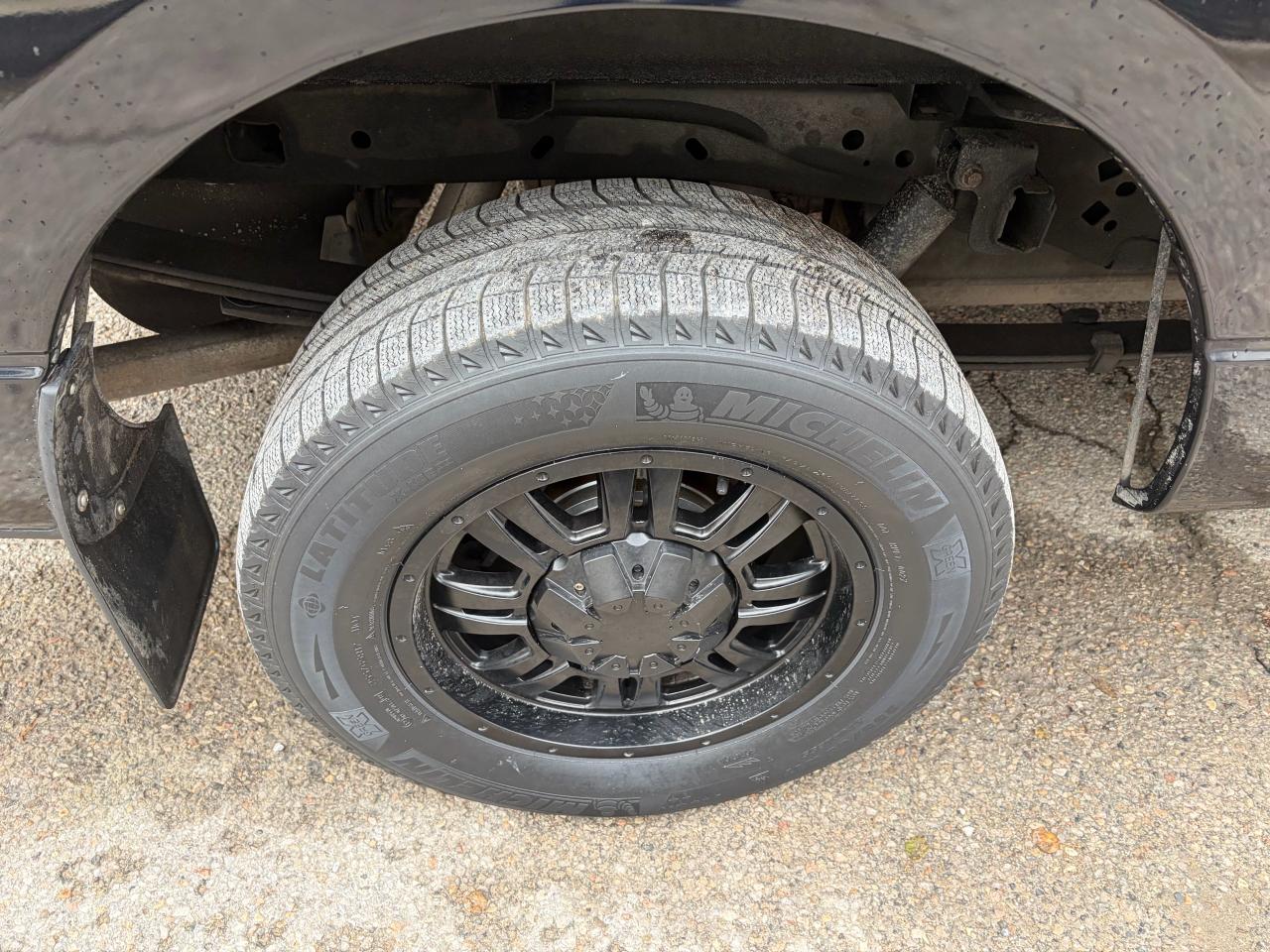 2012 Ford F-150 STX, CERTIFIED - Photo #10