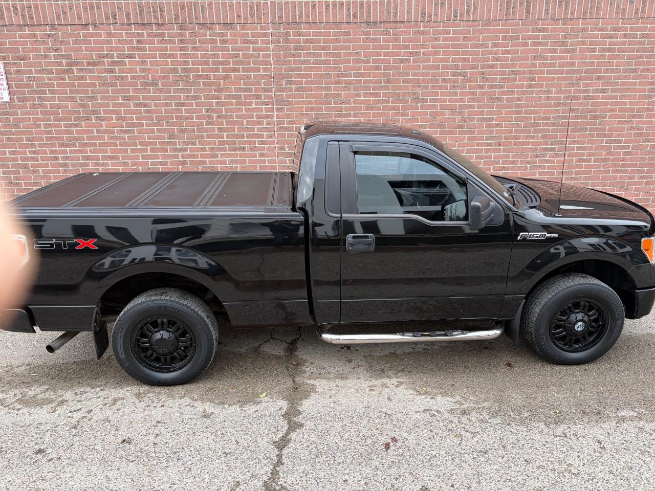 2012 Ford F-150 STX, CERTIFIED - Photo #6