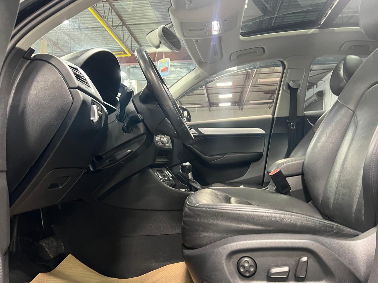 2015 Audi Q3 Quattro 4dr 2.0T Progressive - Photo #12