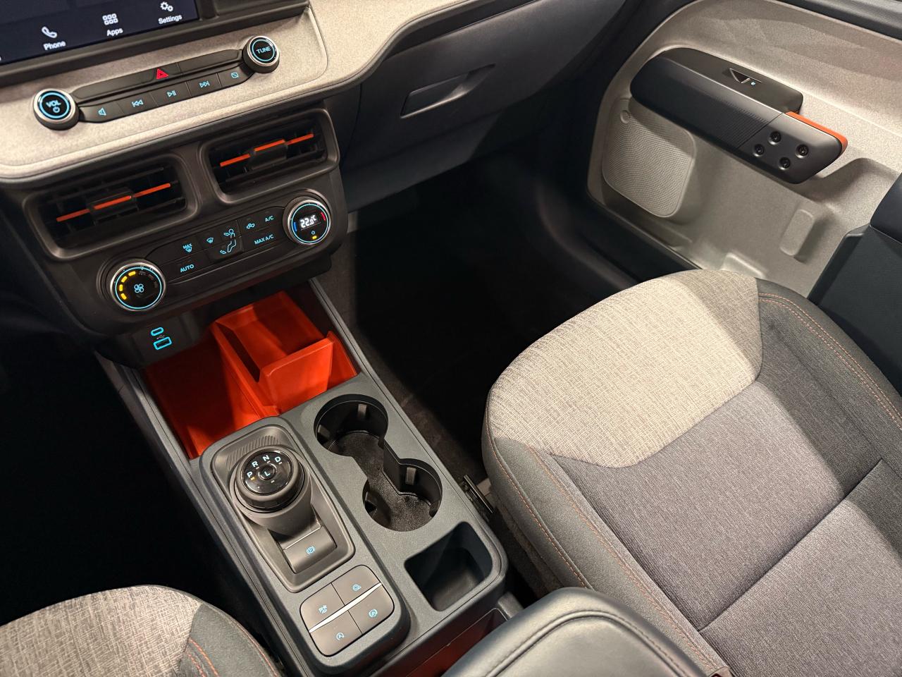 2022 Ford Maverick XLT - Photo #17