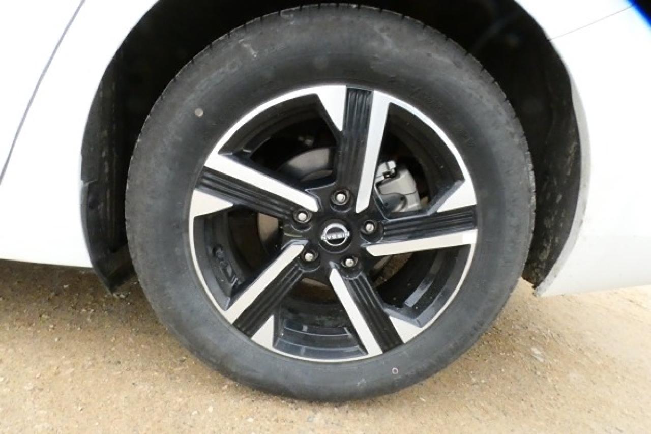 2024 Nissan Sentra SV w/Htd cloth, BUC - Photo #16