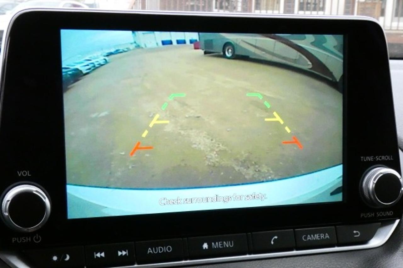 2024 Nissan Sentra SV w/Htd cloth, BUC - Photo #13