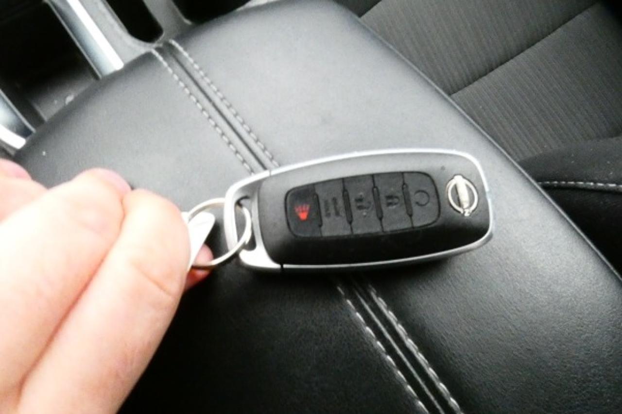 2024 Nissan Sentra SV w/Htd cloth, BUC - Photo #18