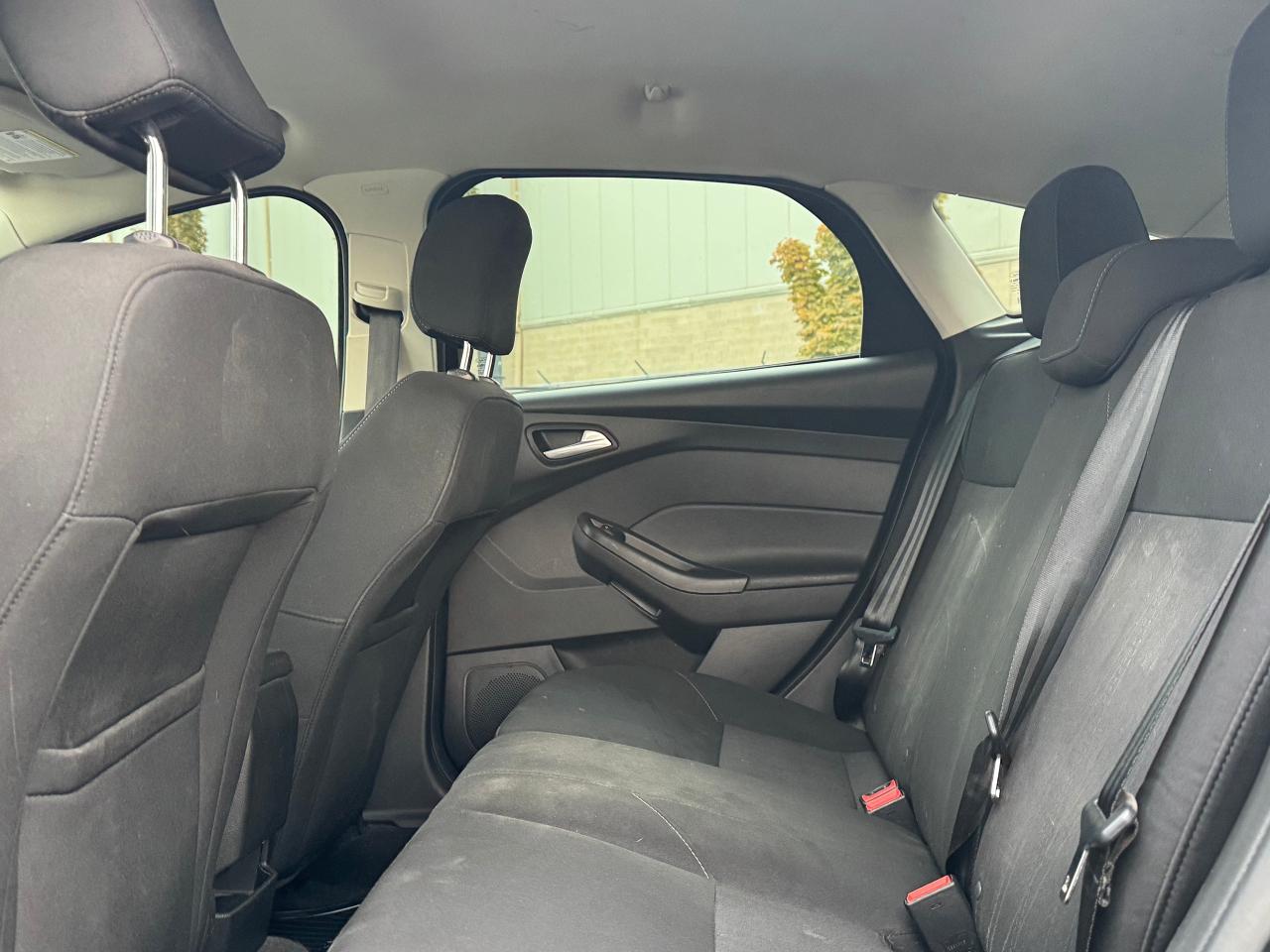 2015 Ford Focus SE **REMOTE START**HEATED SEATS/STEERING WHEEL** - Photo #30