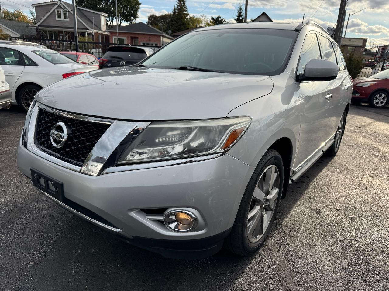 Used 2014 Nissan Pathfinder 4WD Platinum | CERTIFIED for sale in Hamilton, ON
