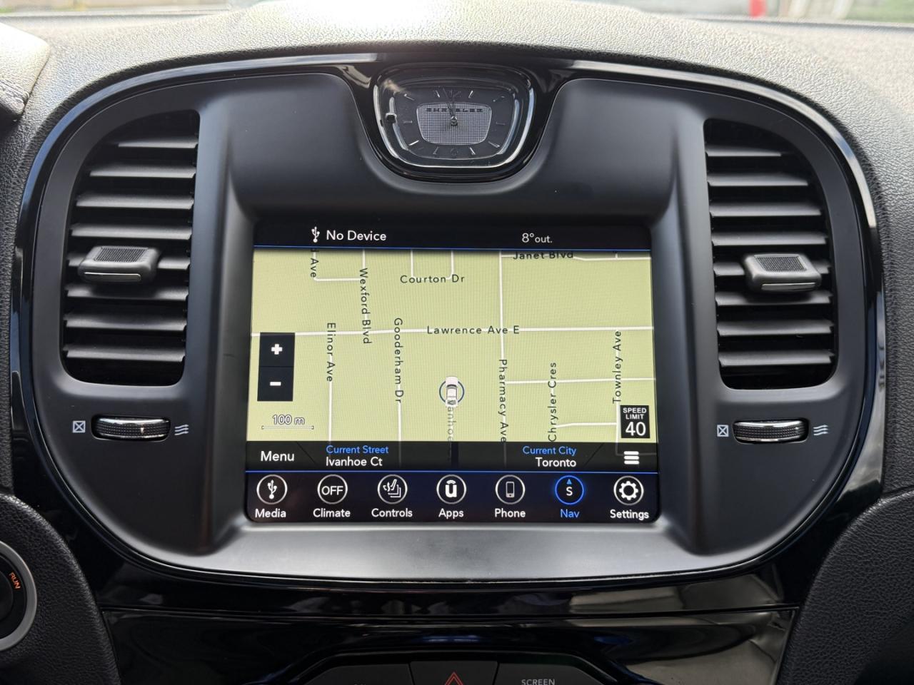 2022 Chrysler 300 S V6 - Photo #31