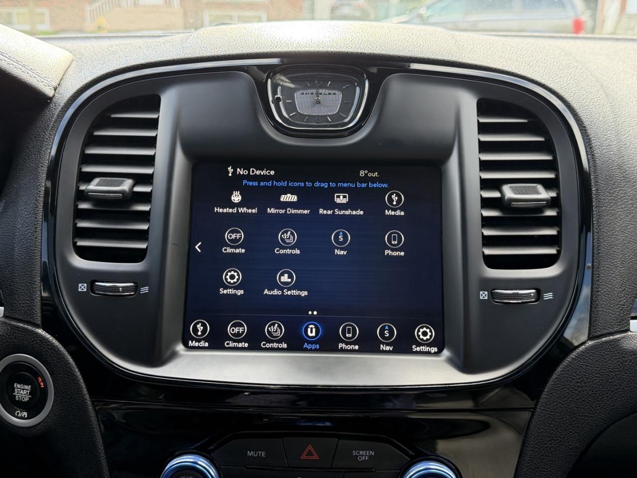 2022 Chrysler 300 300S AWD Photo