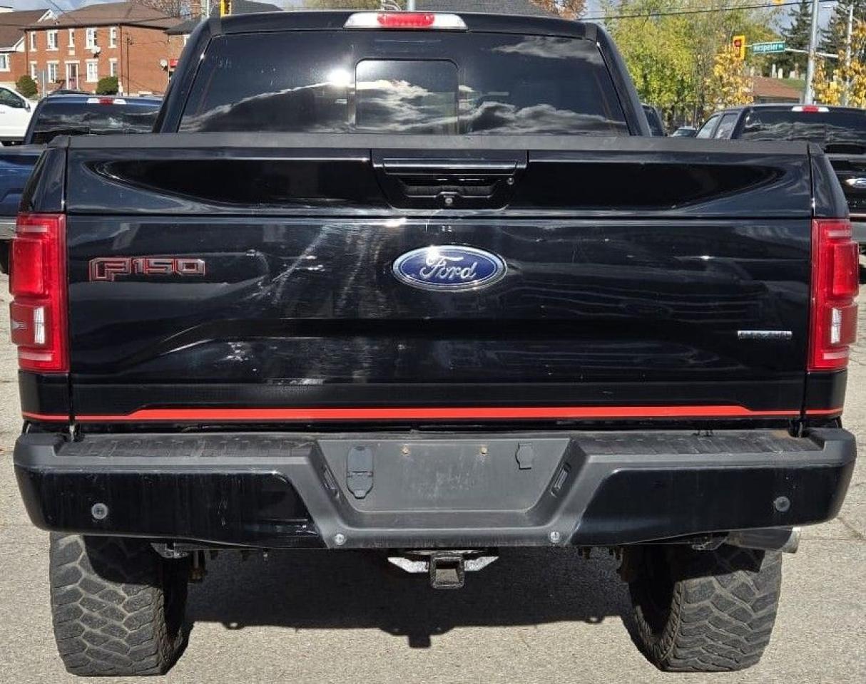2016 Ford F-150 LARIAT / NO ACCIDENTS / NAV / PANO ROOF / LEATHER - Photo #3