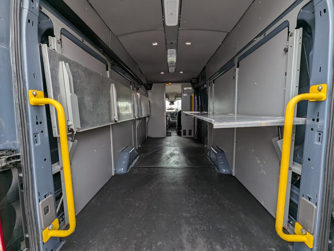 2020 Ford Transit Cargo Van T-250 High Roof | LOW KILOMETERS - Photo #6